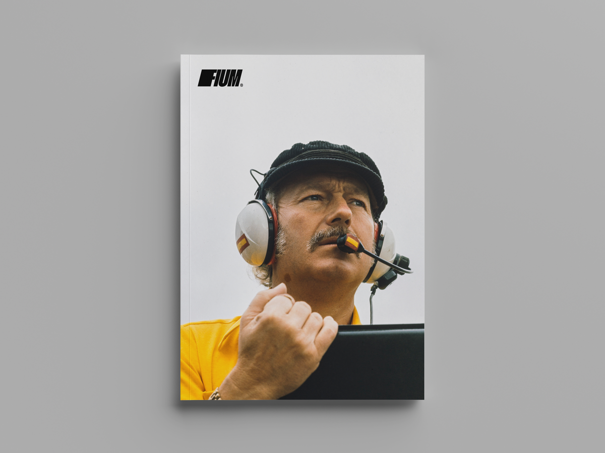Revista FIUM 004 dedicada a Colin Chapman, fundador de Lotus y mayor innovador de la historia de la Fórmula 1
